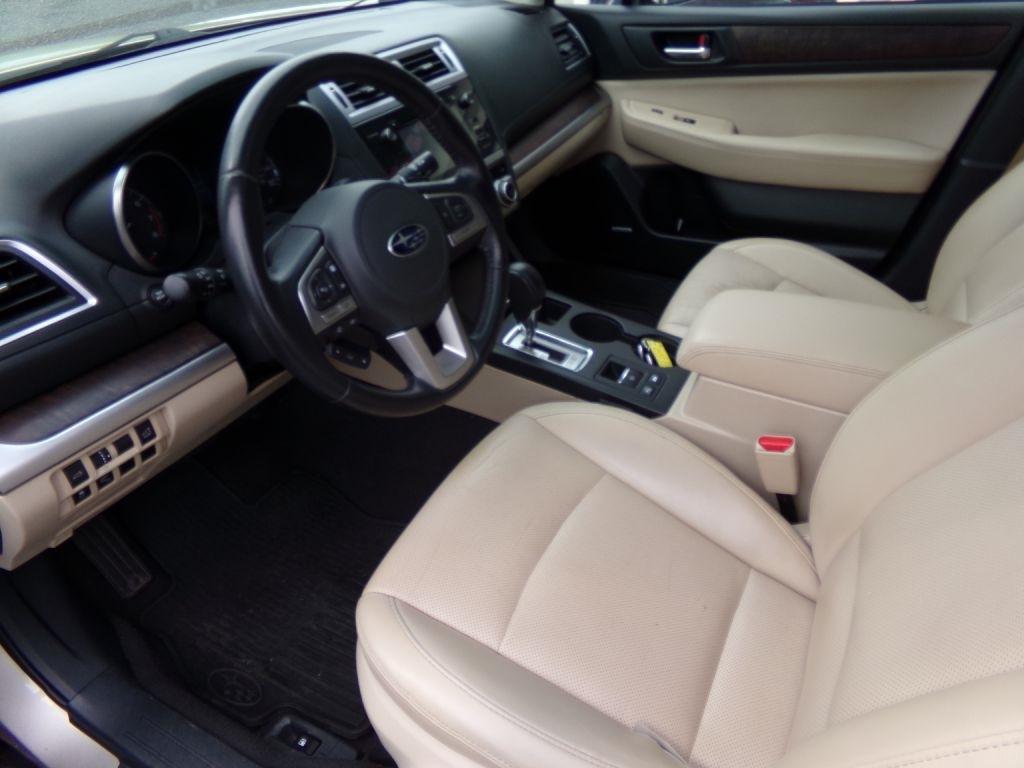 Subaru Outback  2015