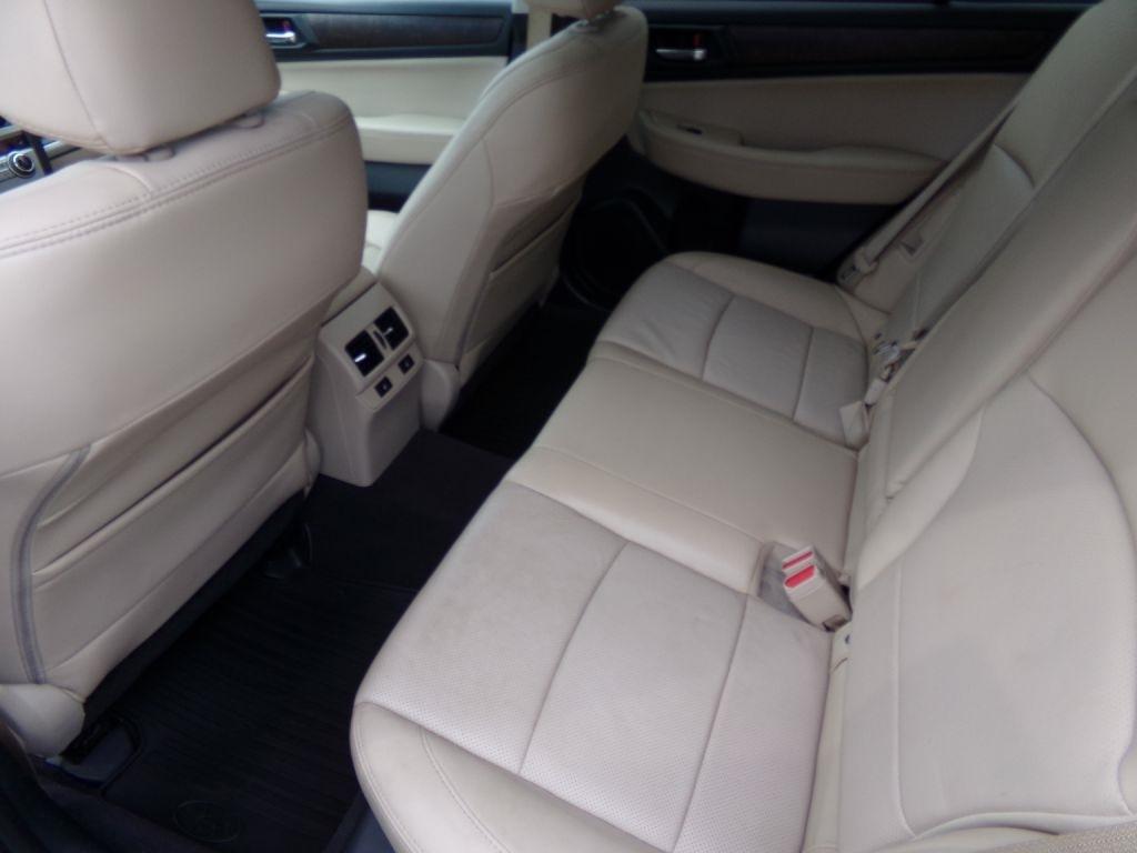 Subaru Outback  2015