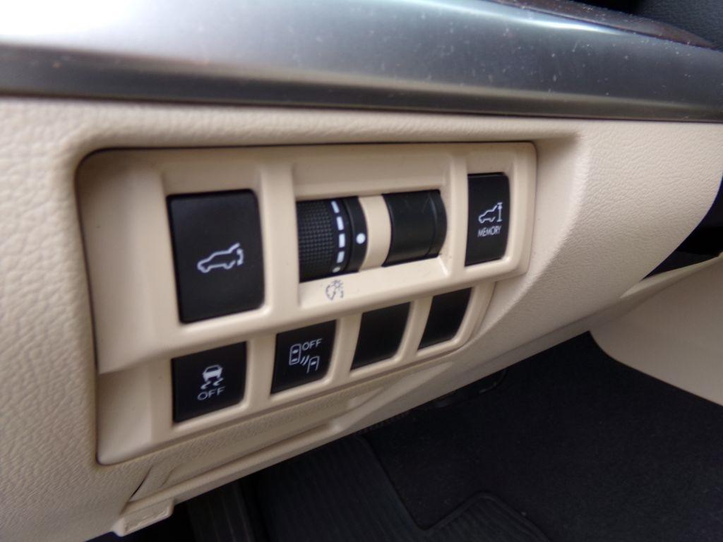 Subaru Outback  2015