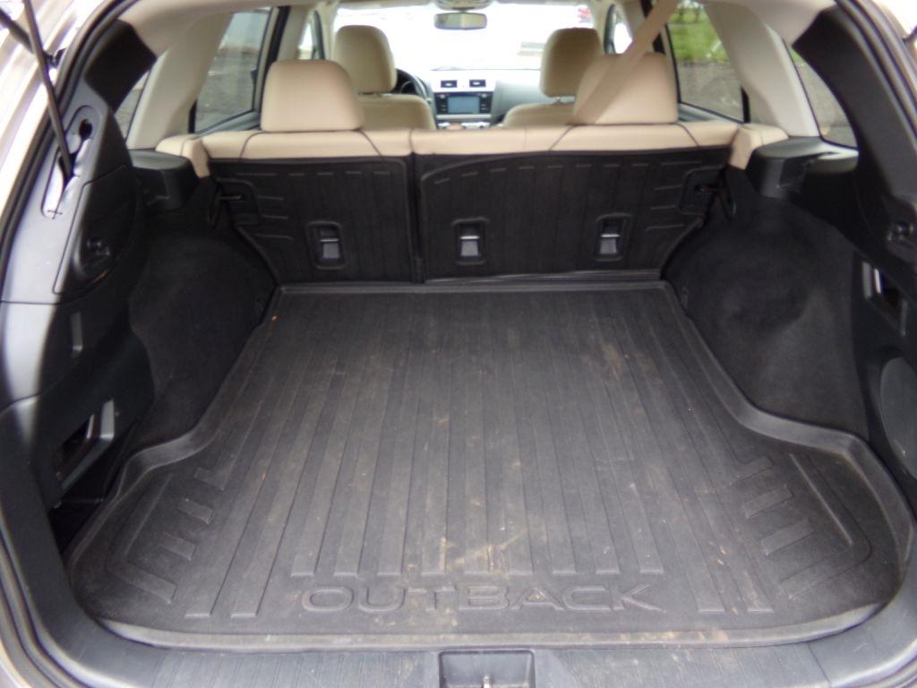 Subaru Outback  2015