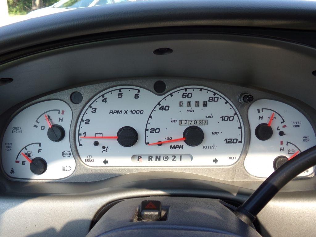 Ford Explorer Sport Trac  2001