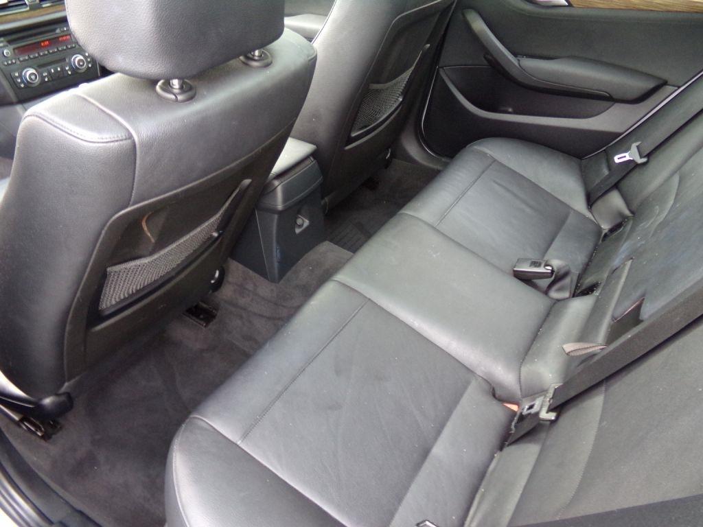 BMW X1  2013