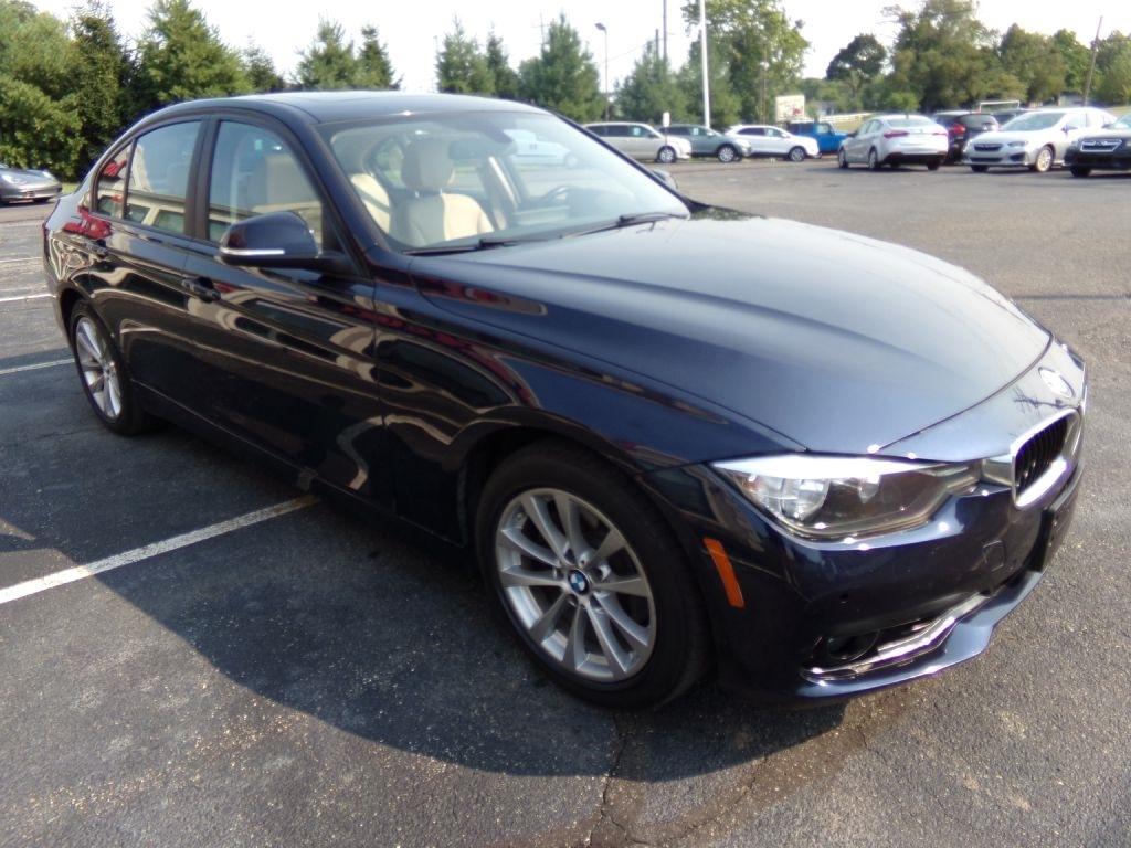 BMW 3-Series  2017