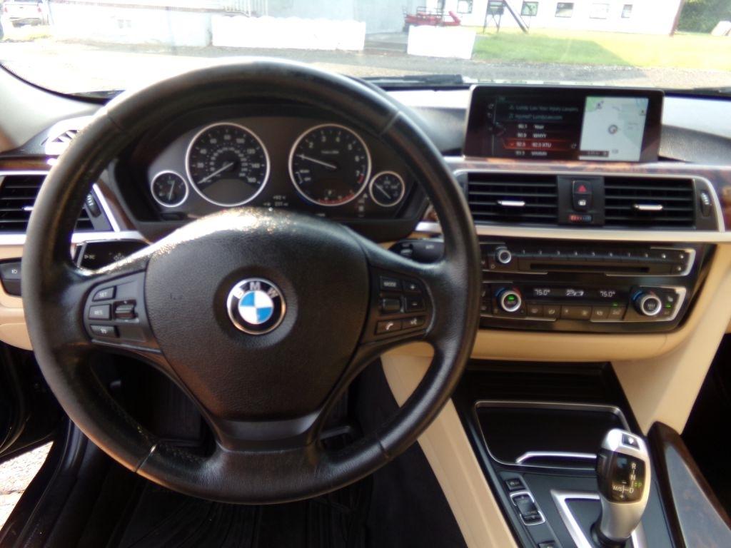 BMW 3-Series  2017