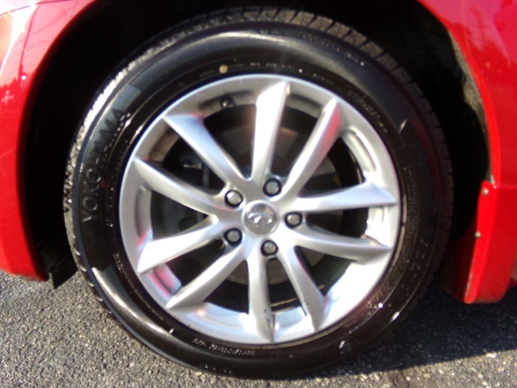 Infiniti G35  2008