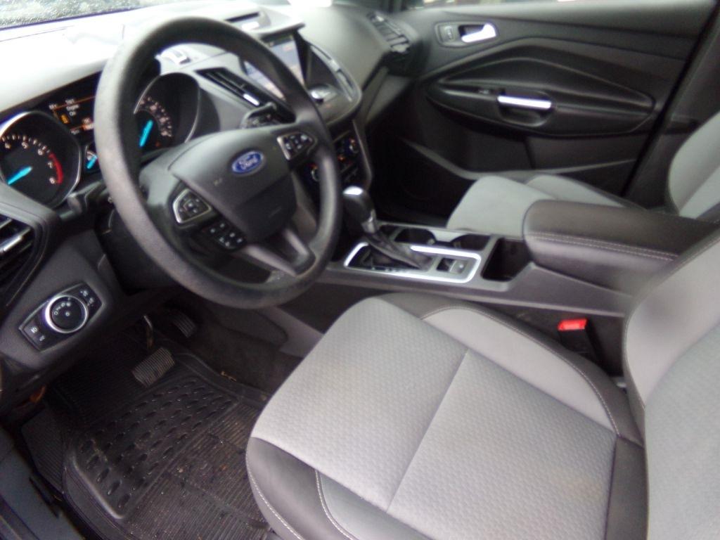 Ford Escape  2017