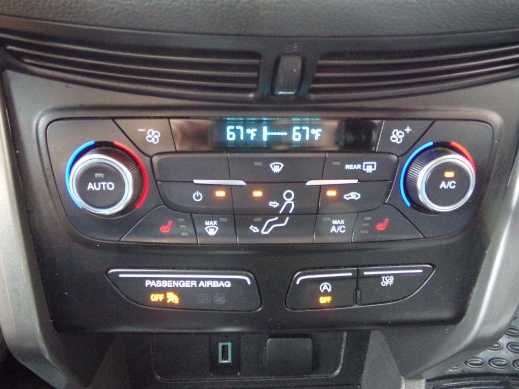 Ford Escape  2017