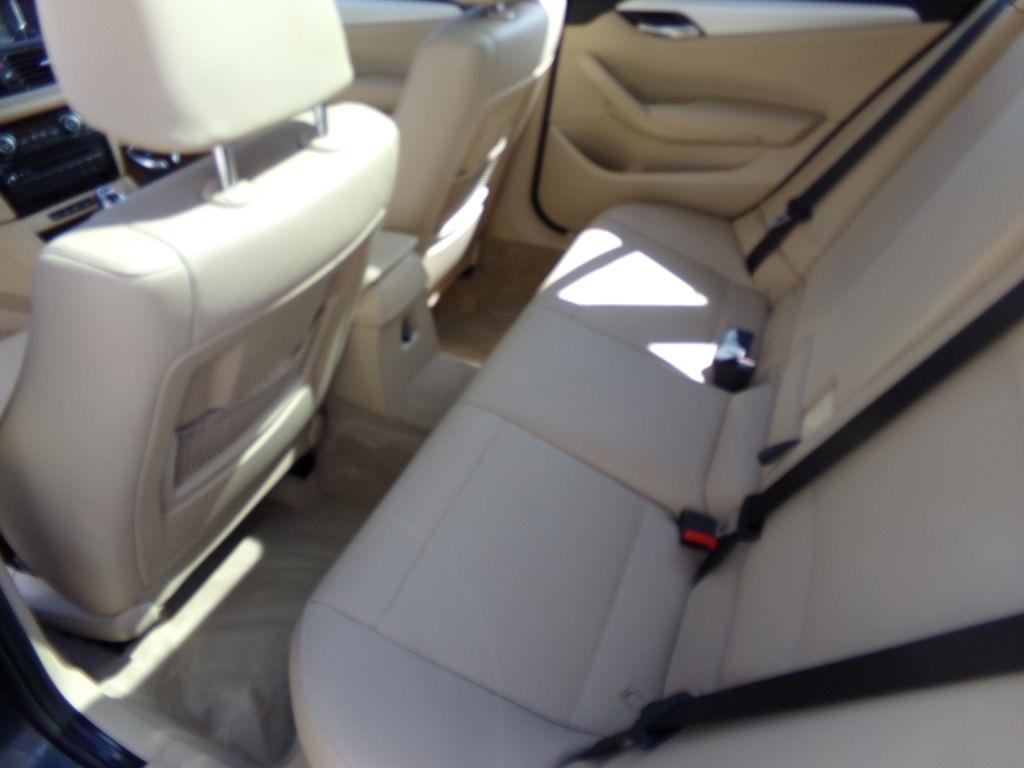 BMW X1  2013