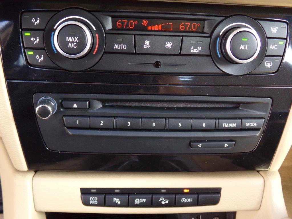 BMW X1  2013