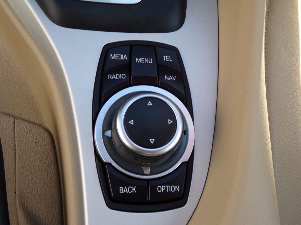 BMW X1  2013
