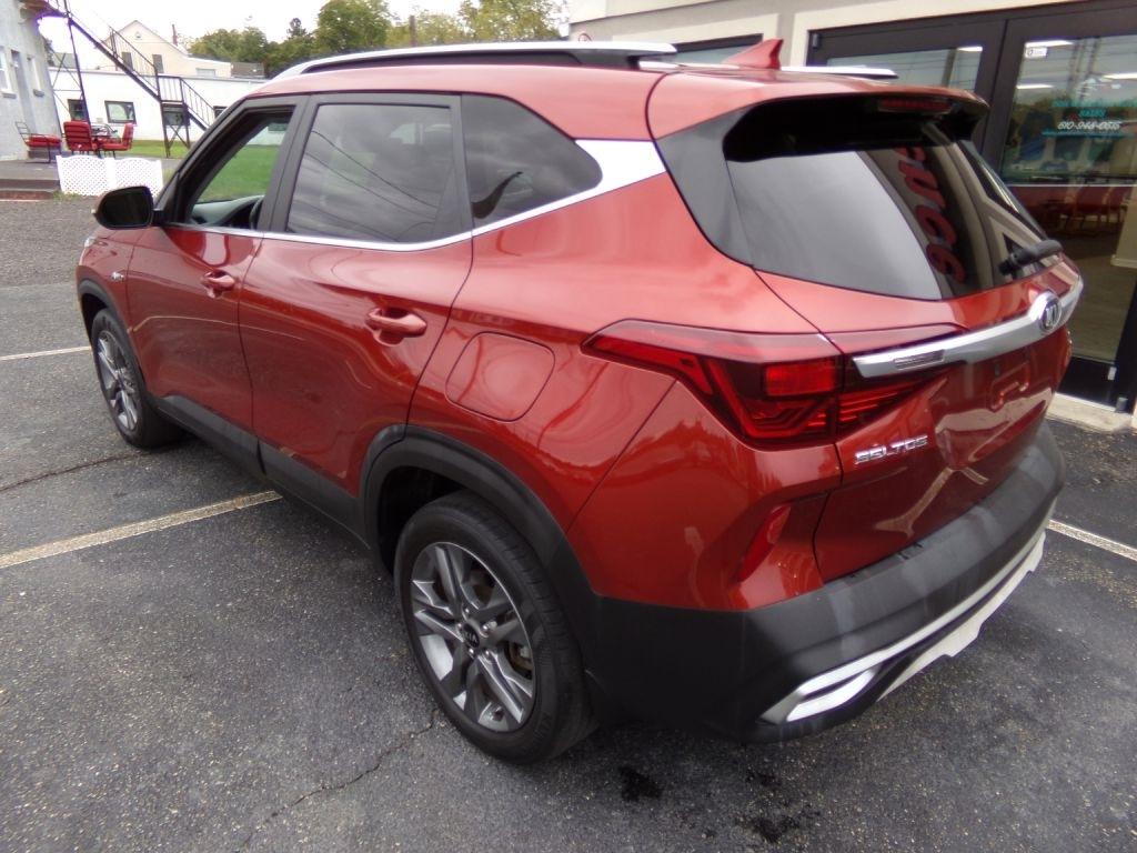 Kia Seltos  2021