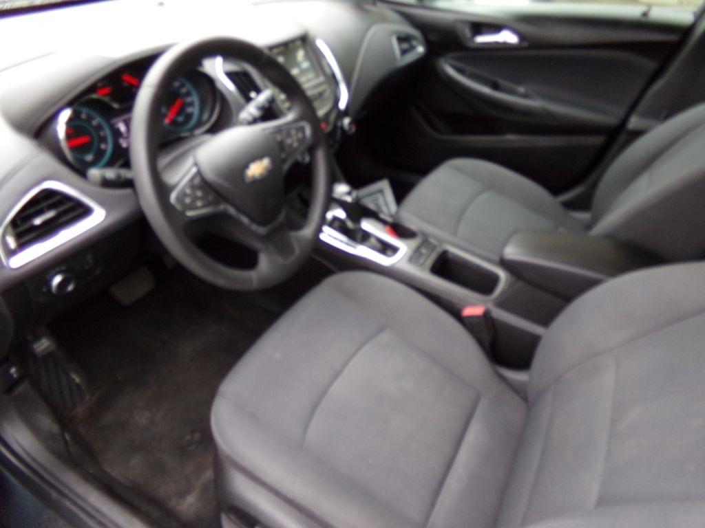 Chevrolet Cruze  2018