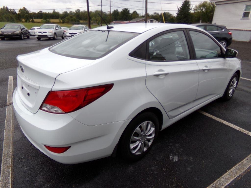 Hyundai Accent  2016
