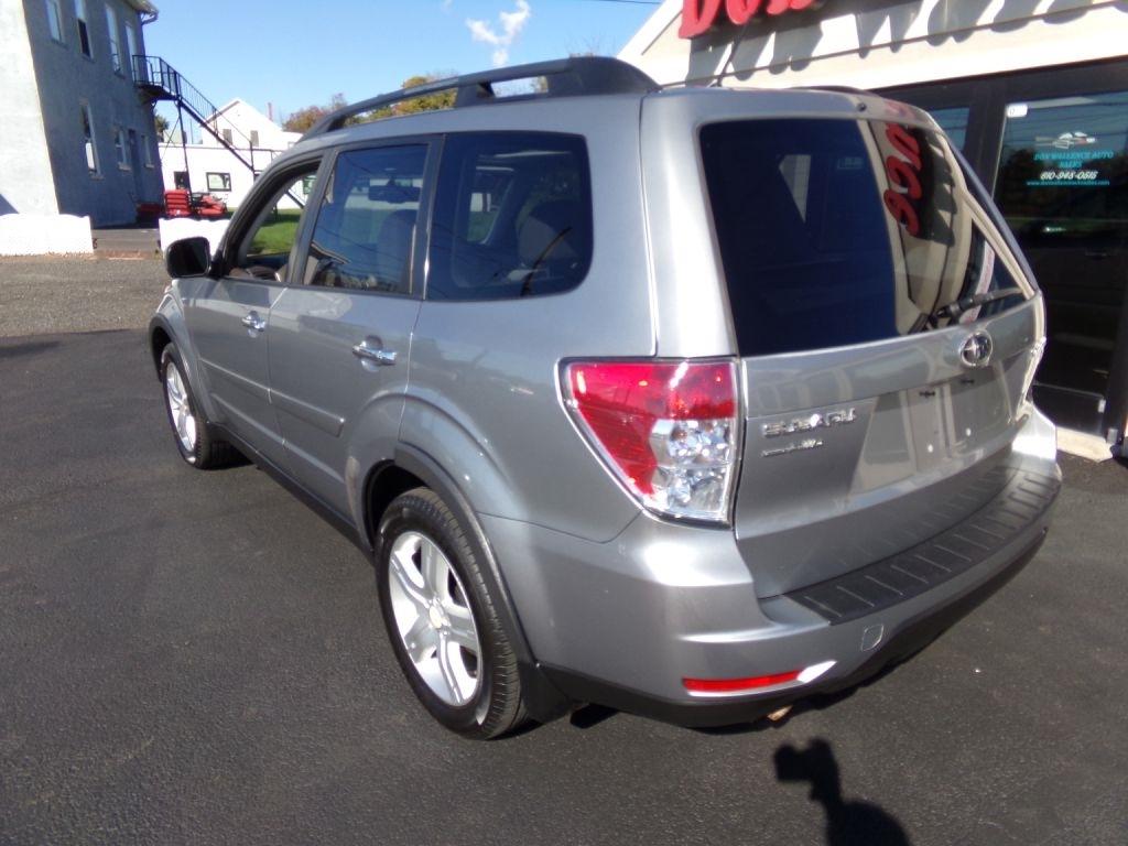 Subaru Forester  2010