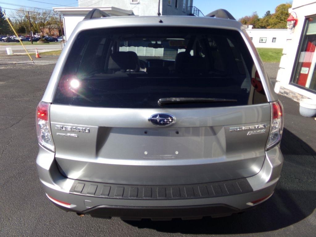Subaru Forester  2010