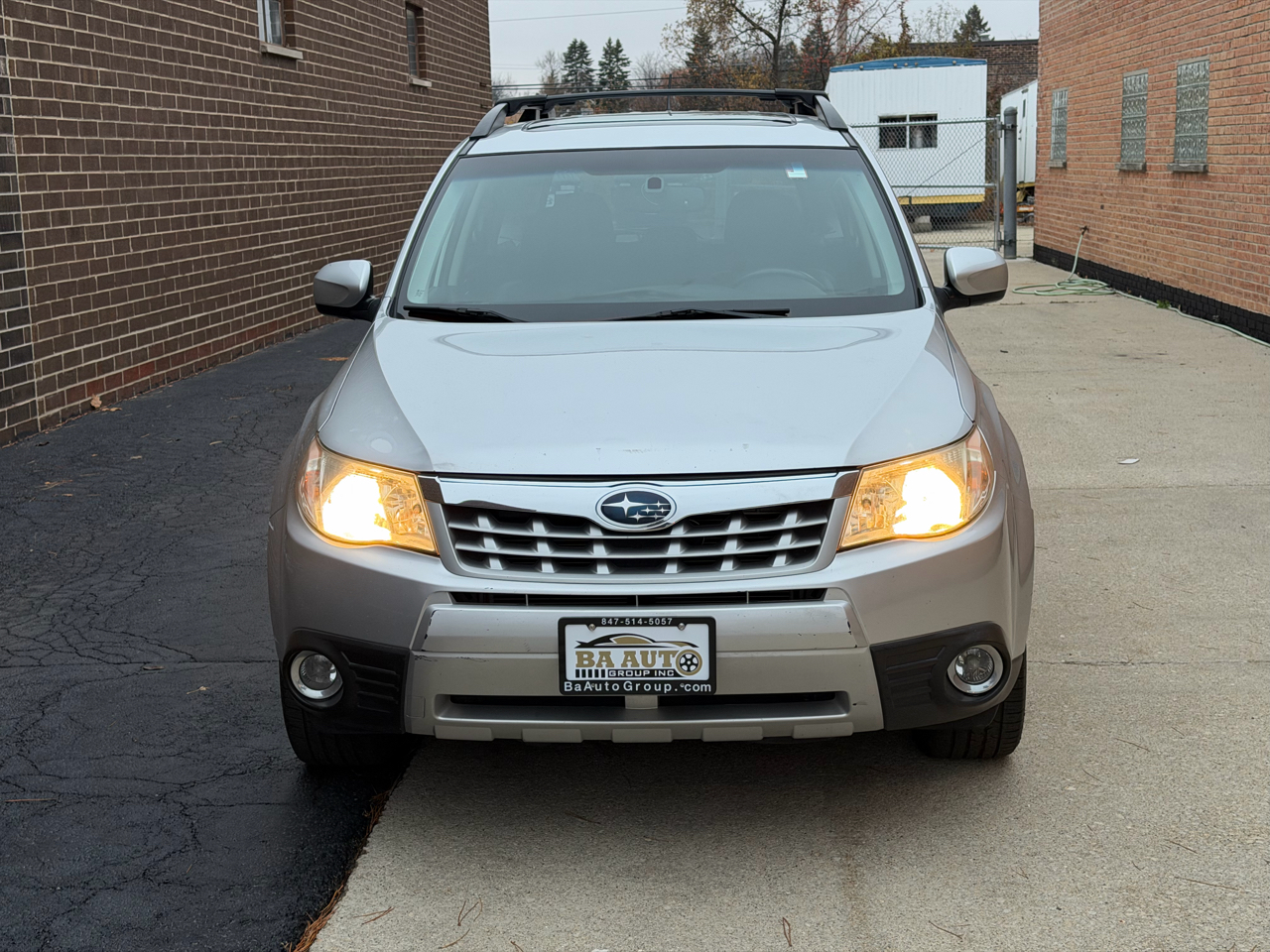 2011 Subaru Forester 2.5X Limited photo 2