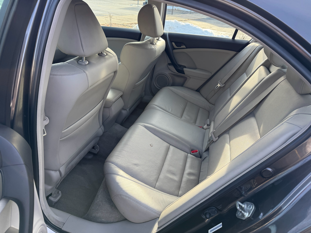 Acura TSX 5-Speed AT with Tech Package 2009