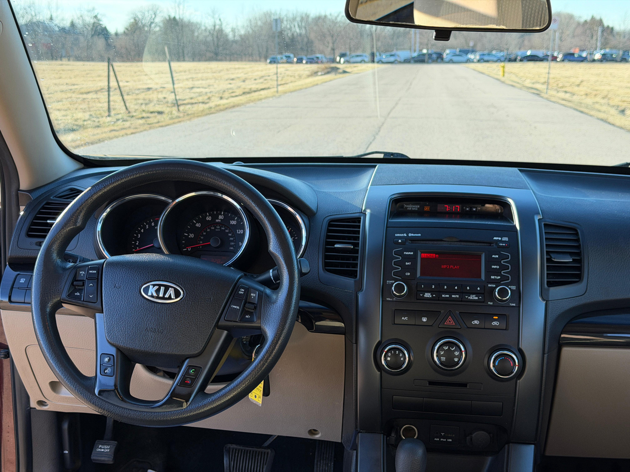 Kia Sorento LX 2WD 2011