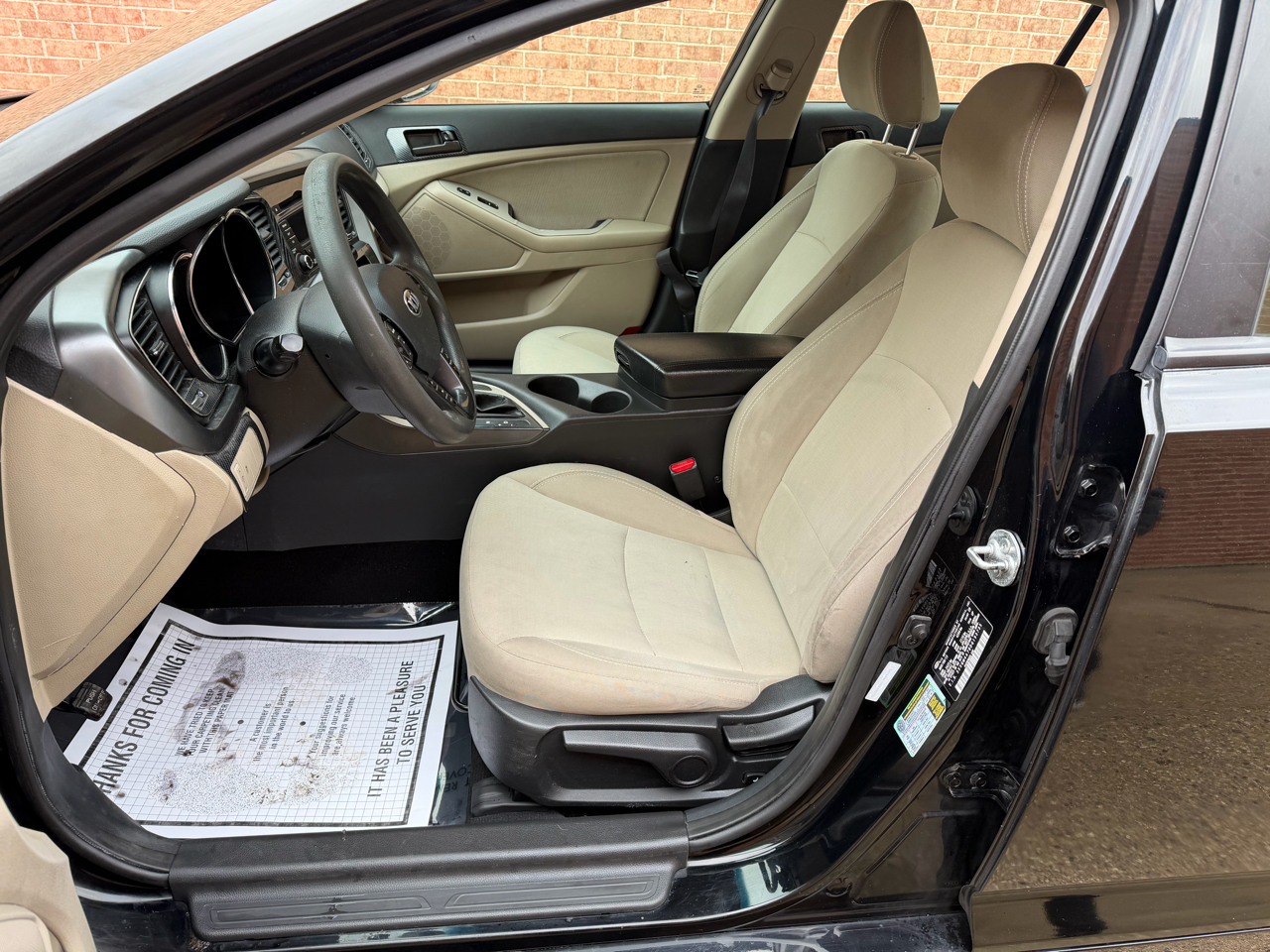 Kia Optima LX MT 2013