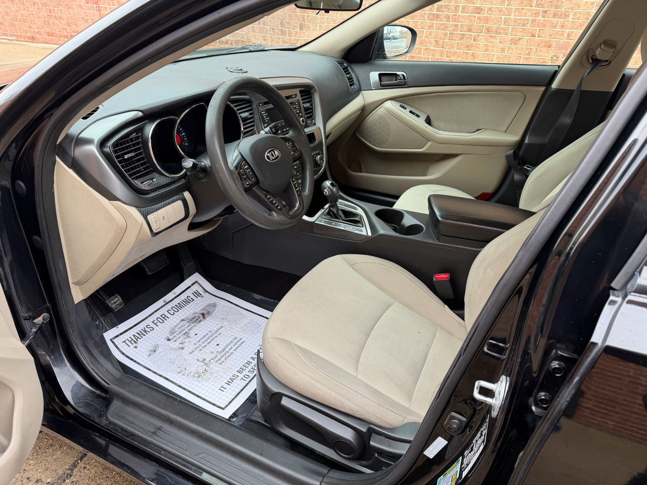 Kia Optima LX MT 2013