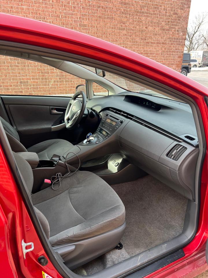 Toyota Prius Prius V 2010