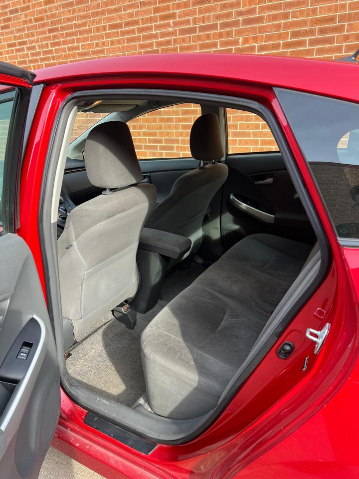 Toyota Prius Prius V 2010