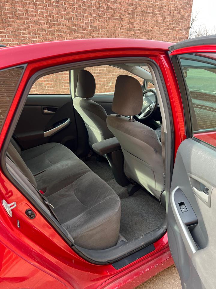 Toyota Prius Prius V 2010