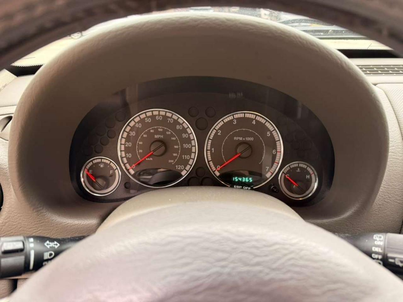 Toyota Camry SE 6-Spd MT 2010