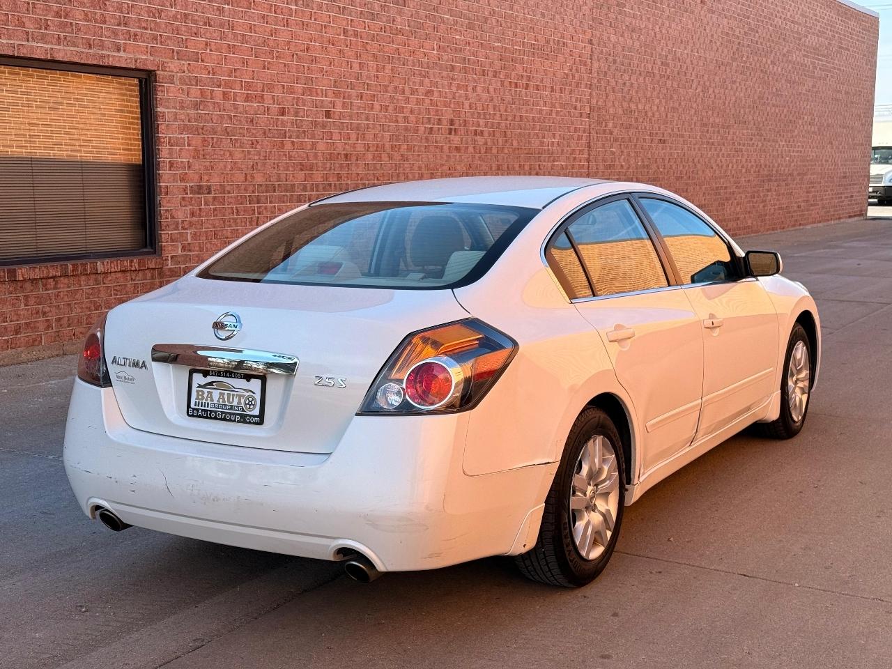 Nissan Altima 2.5 S 2011