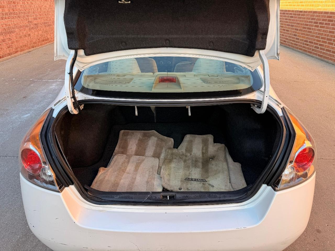 Nissan Altima 2.5 S 2011