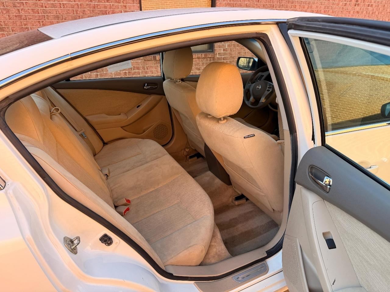 Nissan Altima 2.5 S 2011