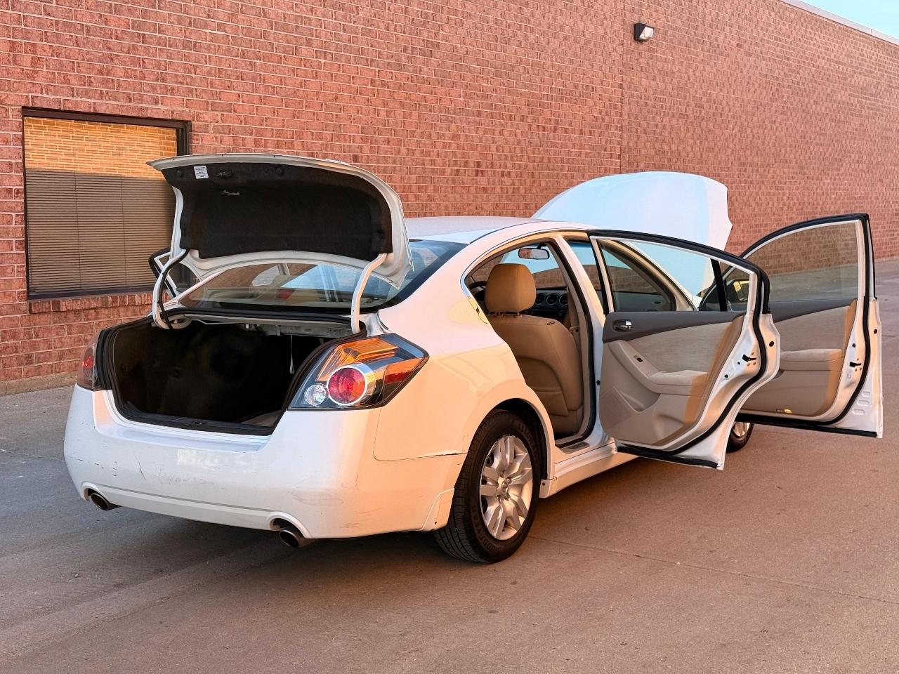 Nissan Altima 2.5 S 2011