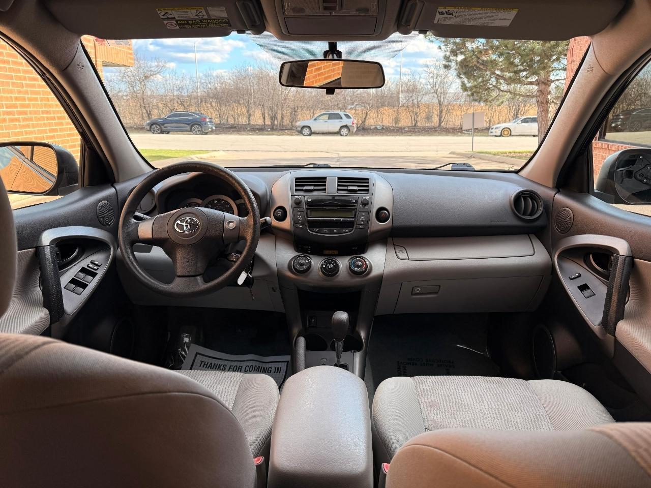 Toyota RAV4 Base I4 4WD 2011