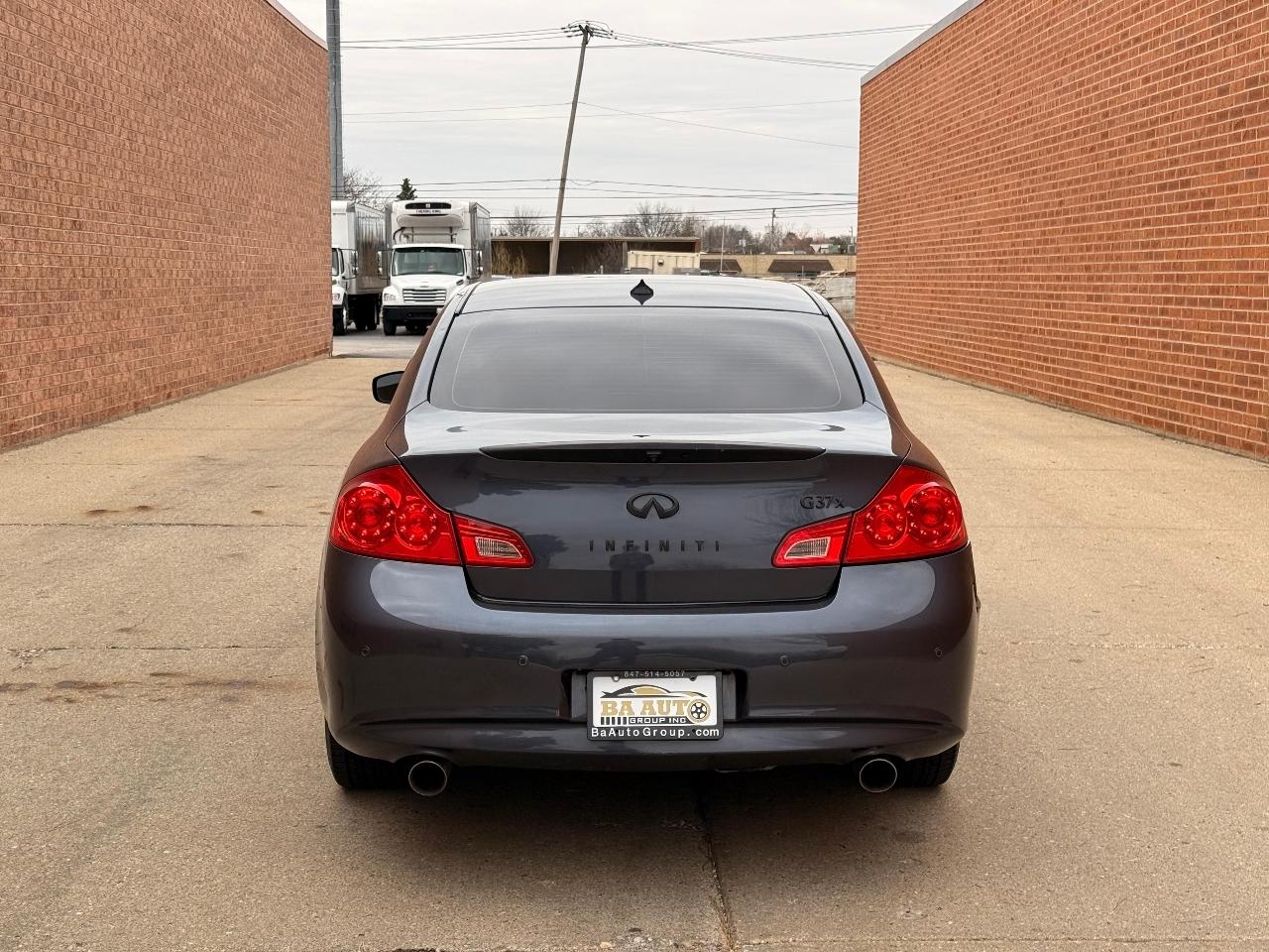Infiniti G Sedan G37x AWD 2011
