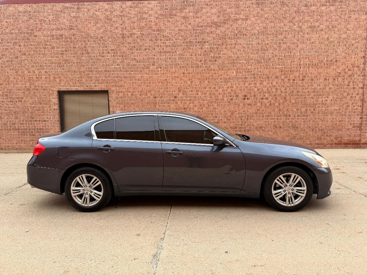 Infiniti G Sedan G37x AWD 2011