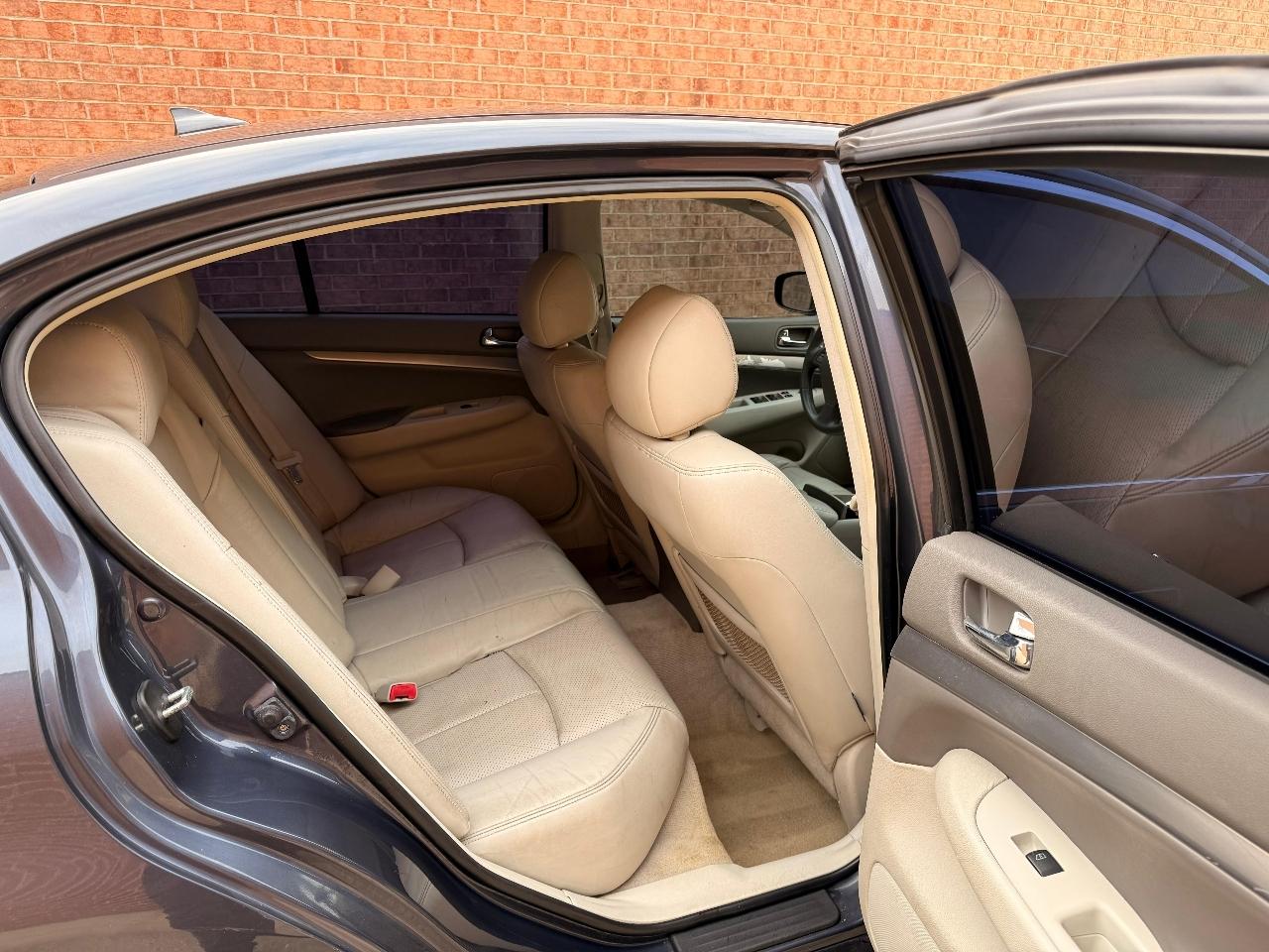 Infiniti G Sedan G37x AWD 2011