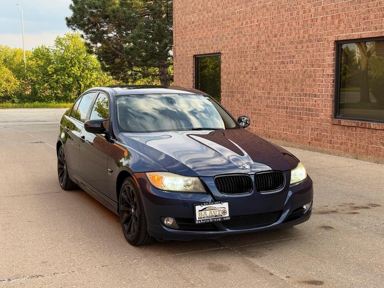BMW 3-Series 328i xDrive SA 2011