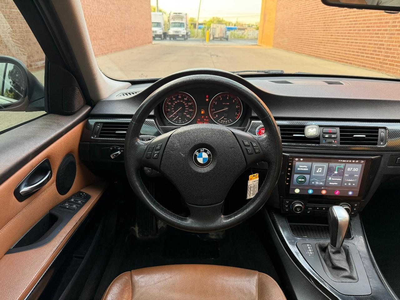 BMW 3-Series 328i xDrive SA 2011