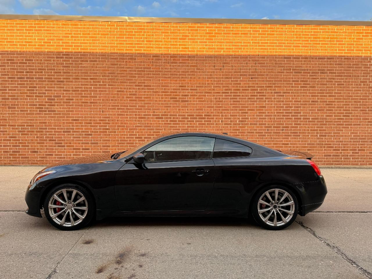 Infiniti G37 Base 2008