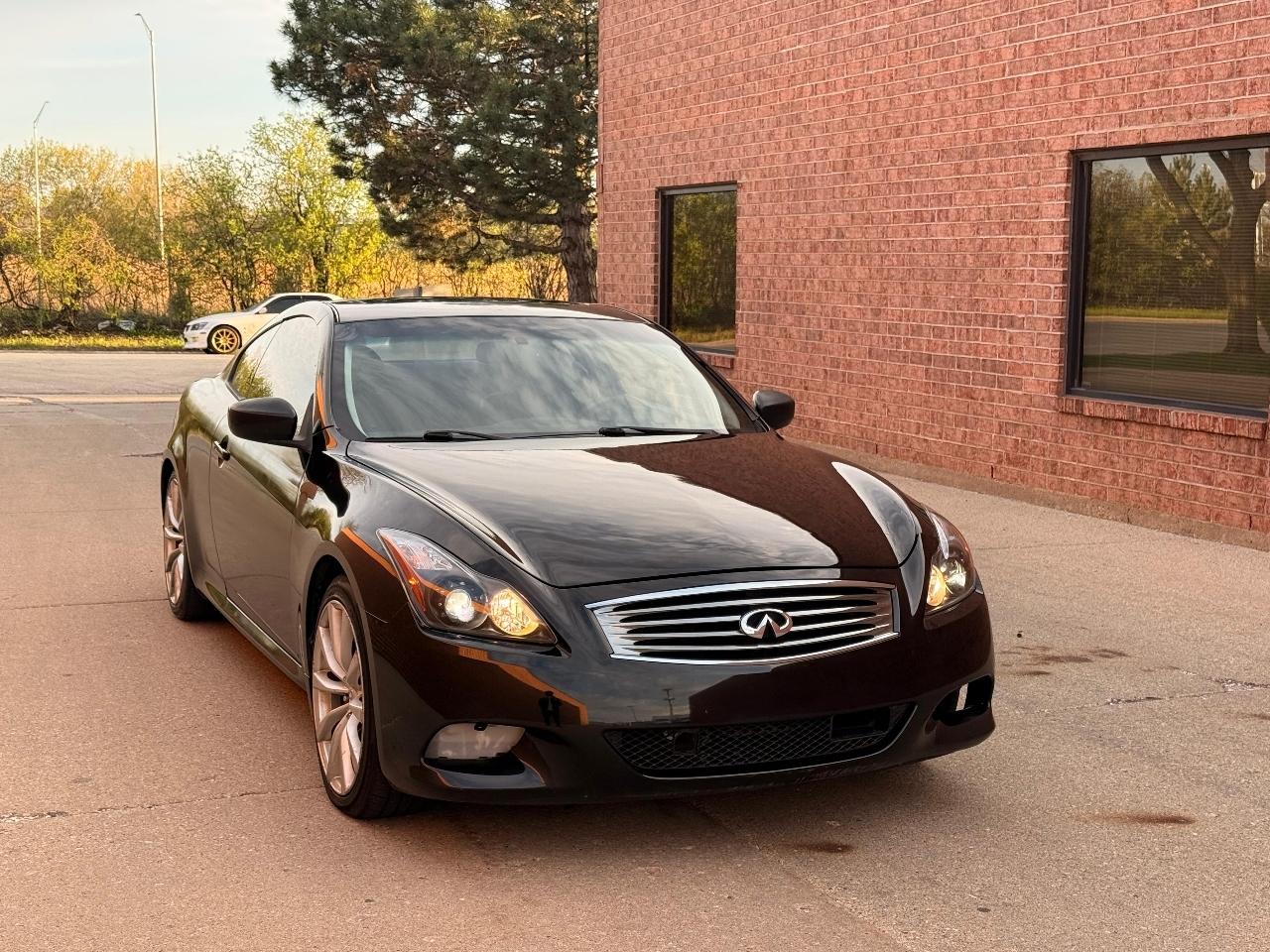 Infiniti G37 Base 2008