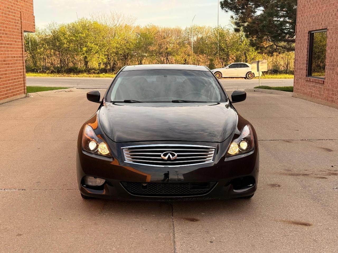 Infiniti G37 Base 2008