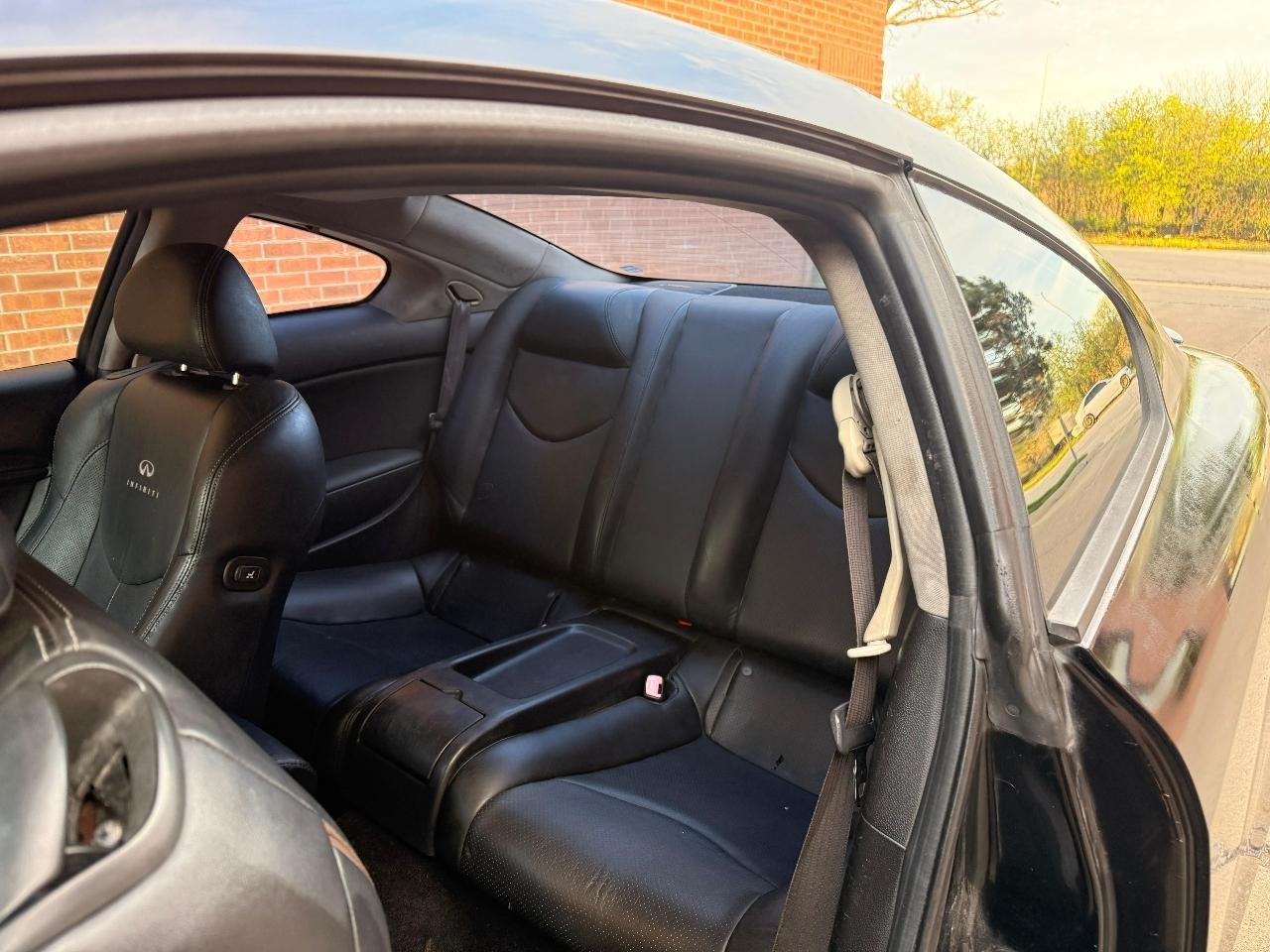 Infiniti G37 Base 2008