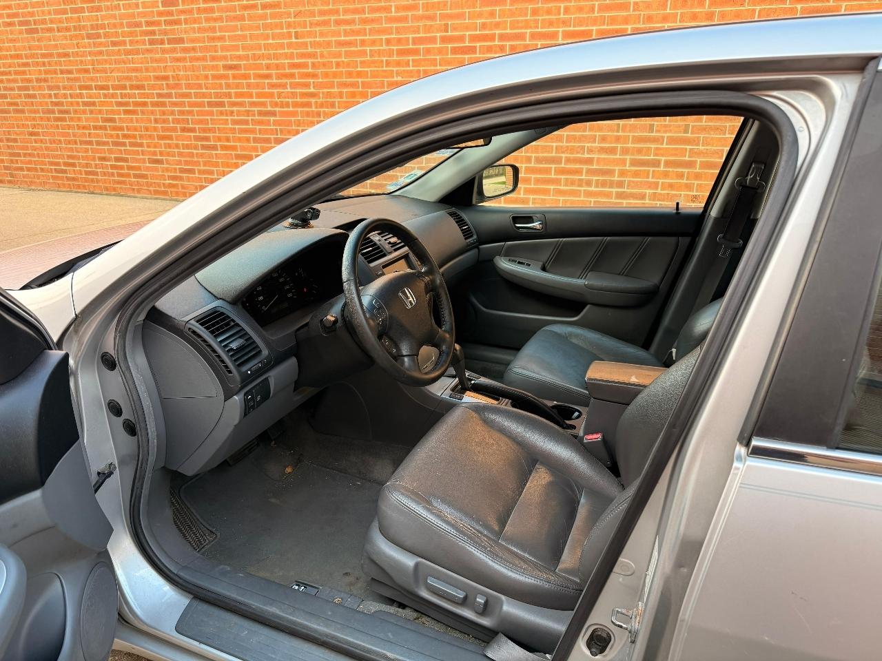 Honda Accord EX-L V-6 Sedan AT with Navigation 2007