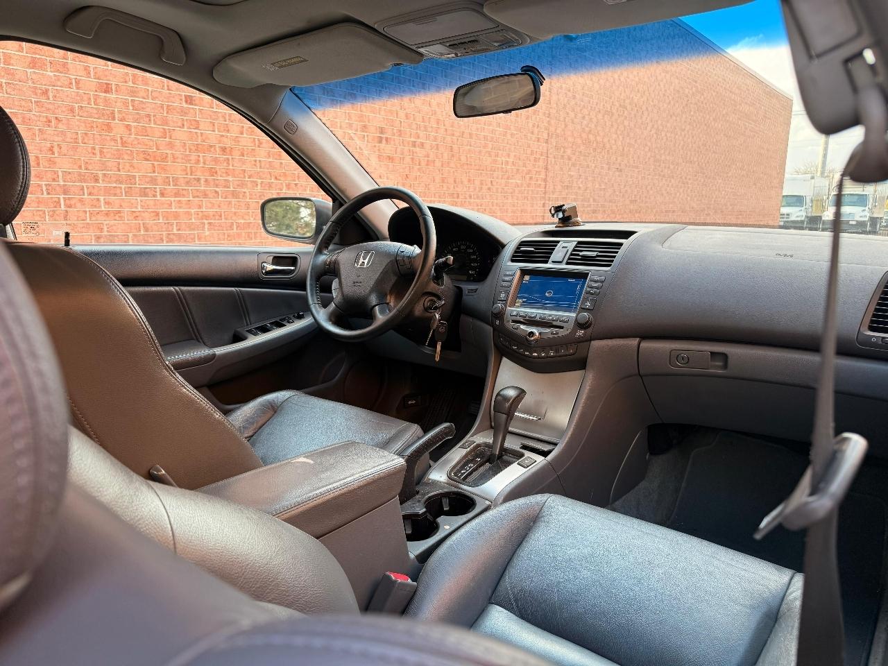 Honda Accord EX-L V-6 Sedan AT with Navigation 2007