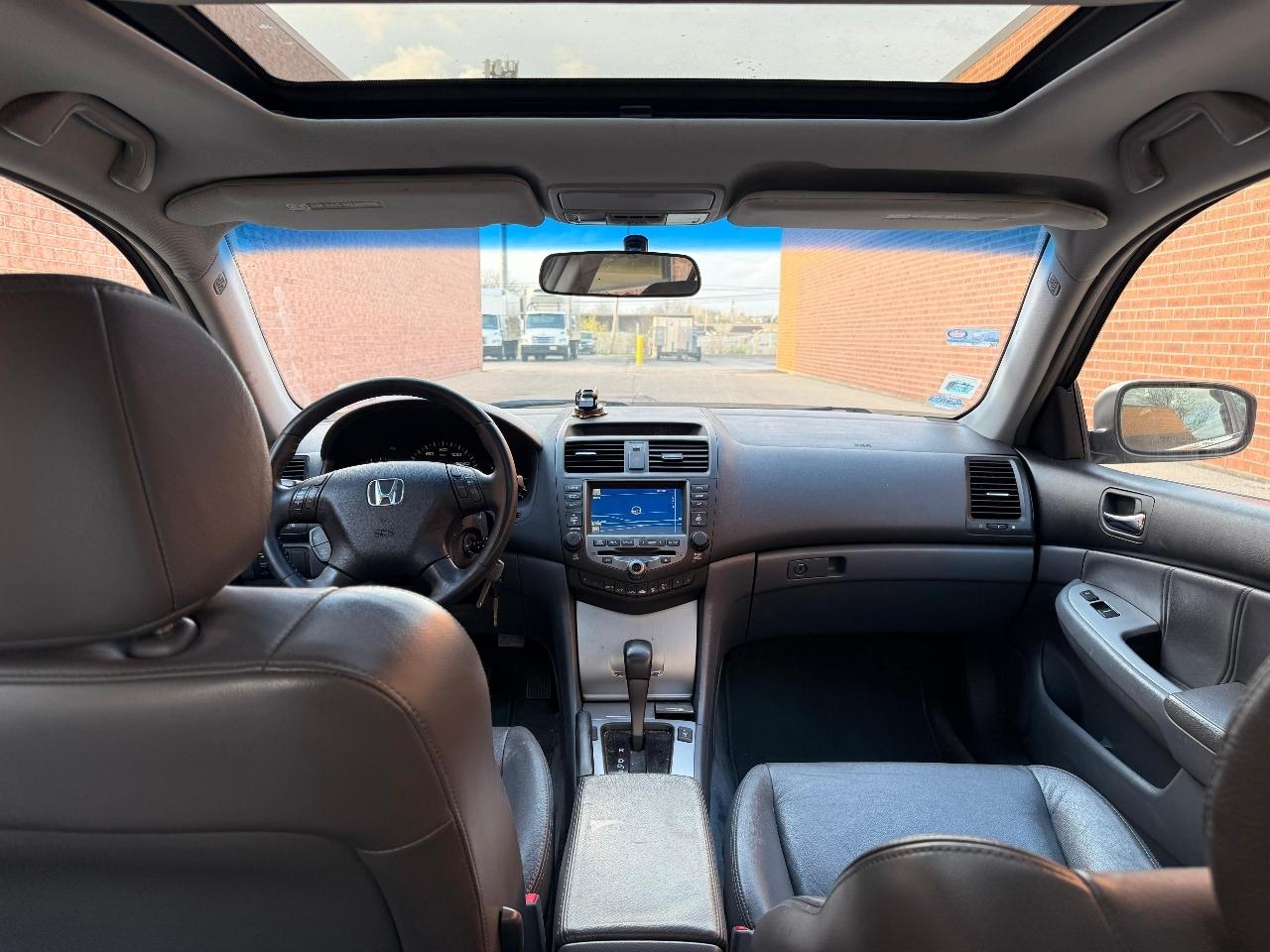 Honda Accord EX-L V-6 Sedan AT with Navigation 2007