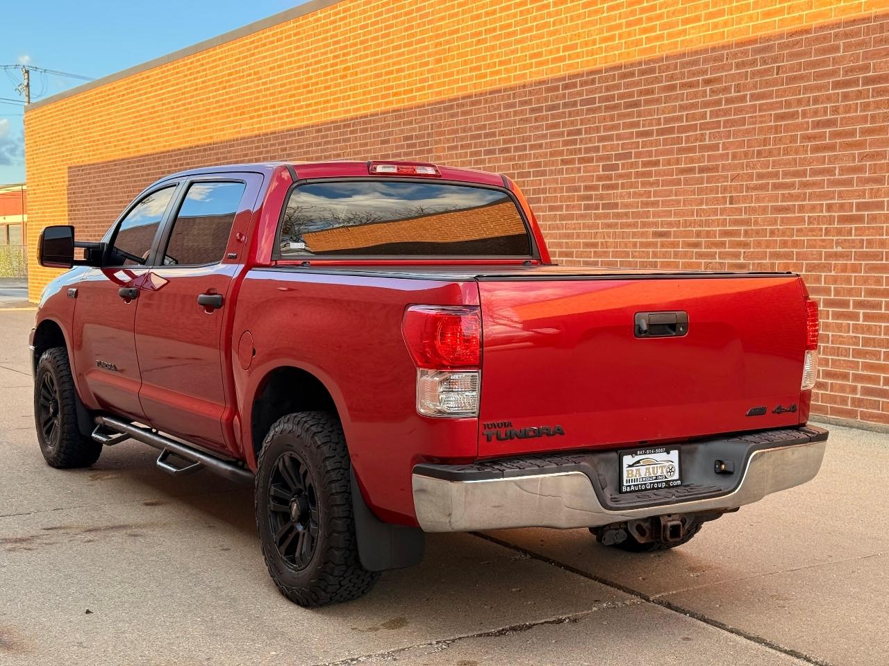 Toyota Tundra Tundra-Grade CrewMax 5.7L FFV 4WD 2013