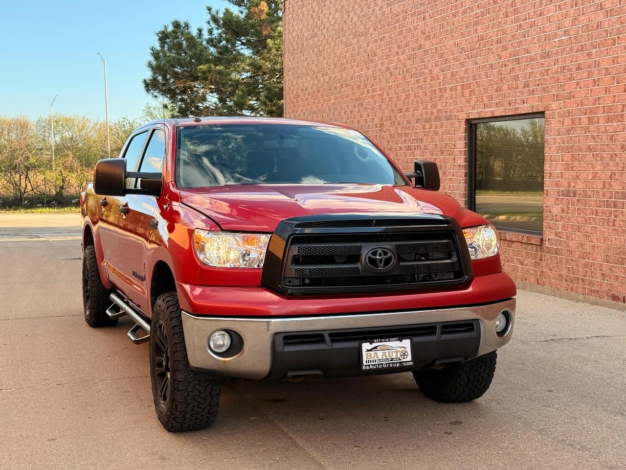 Toyota Tundra Tundra-Grade CrewMax 5.7L FFV 4WD 2013