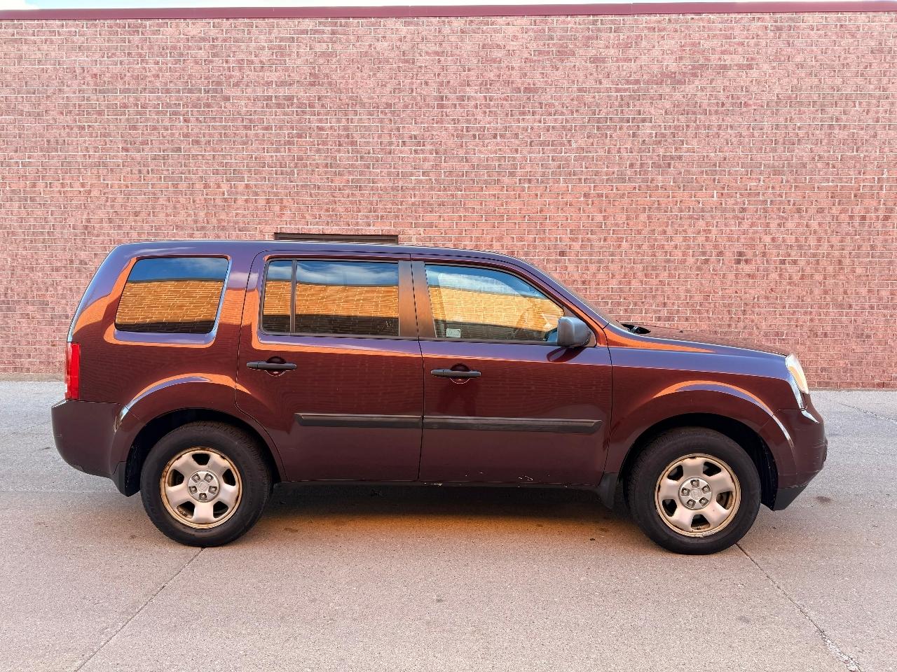 Honda Pilot LX 2WD 5-Spd AT 2013