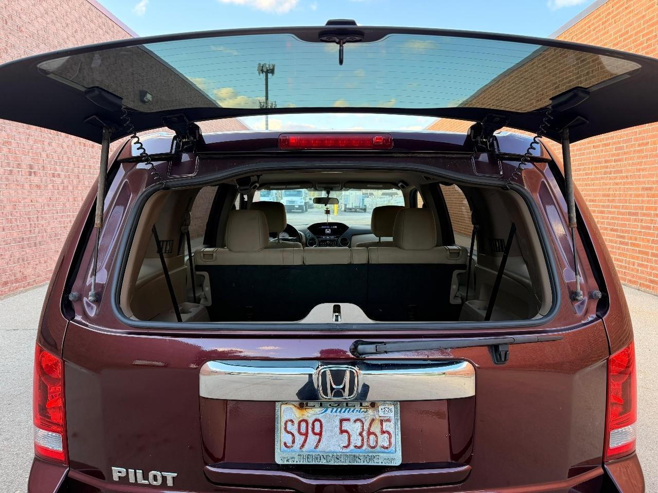 Honda Pilot LX 2WD 5-Spd AT 2013