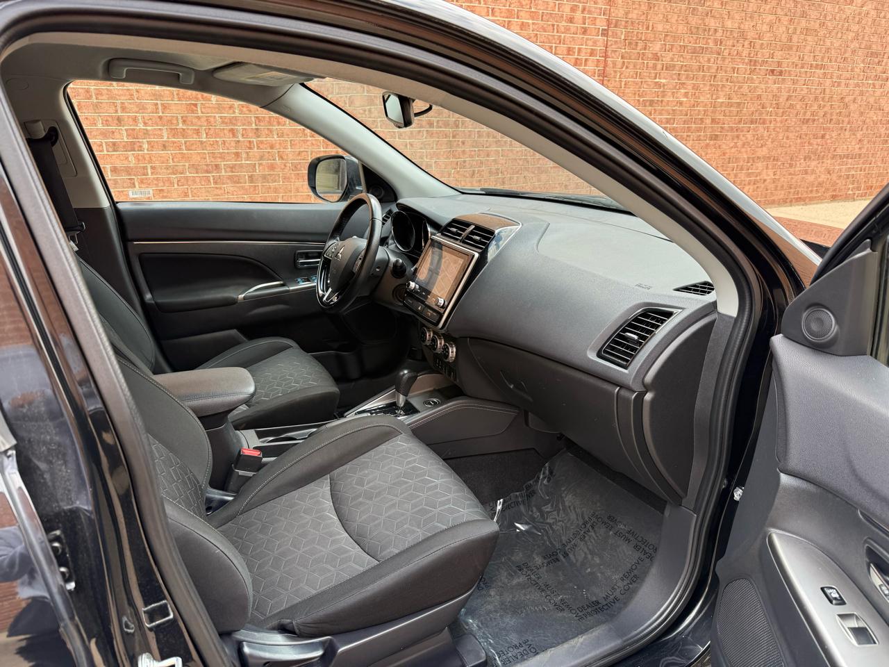 Mitsubishi Outlander Sport 2.0 ES AWD 2021